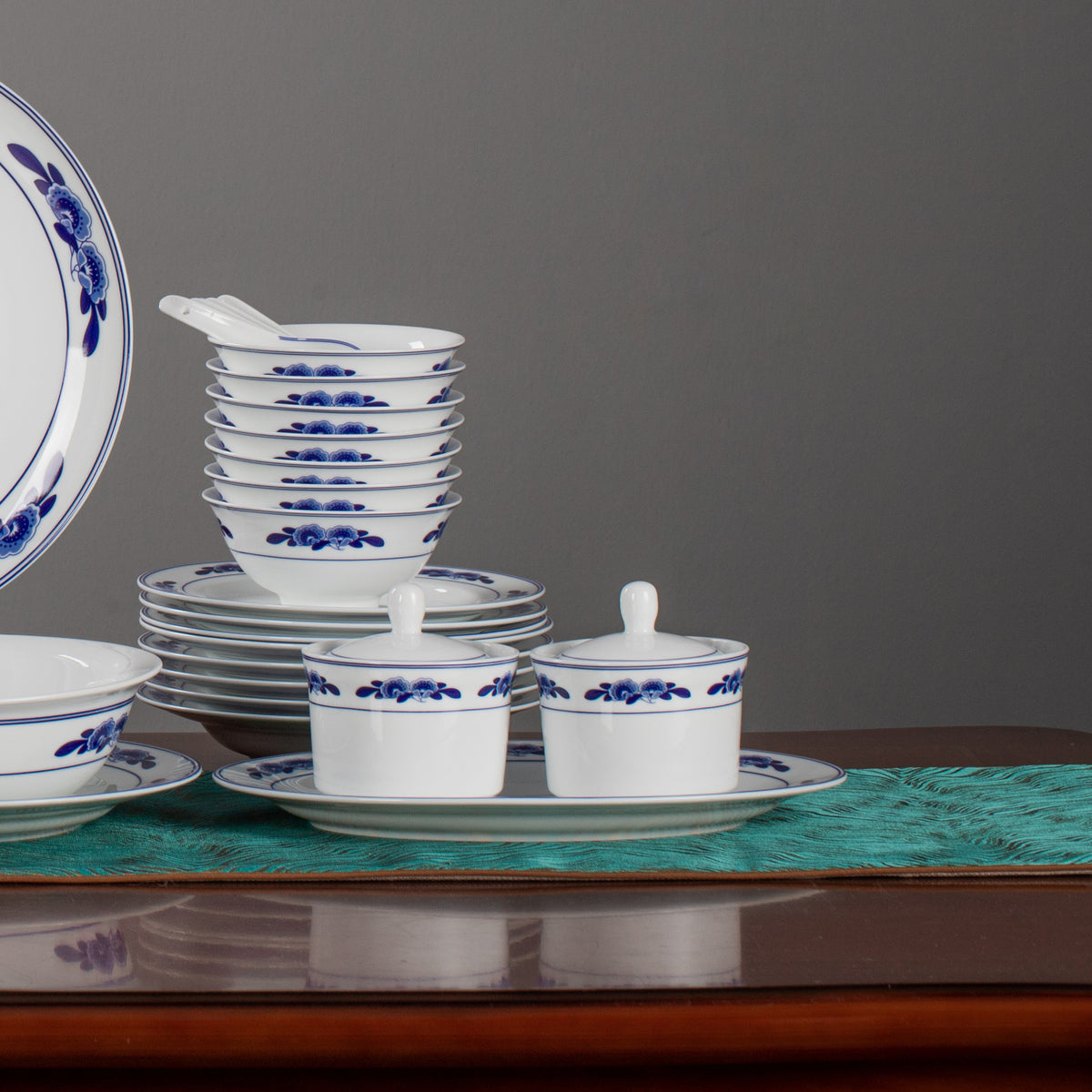 Twin Blossoms · 56-Piece Dinner Service — detail view 2