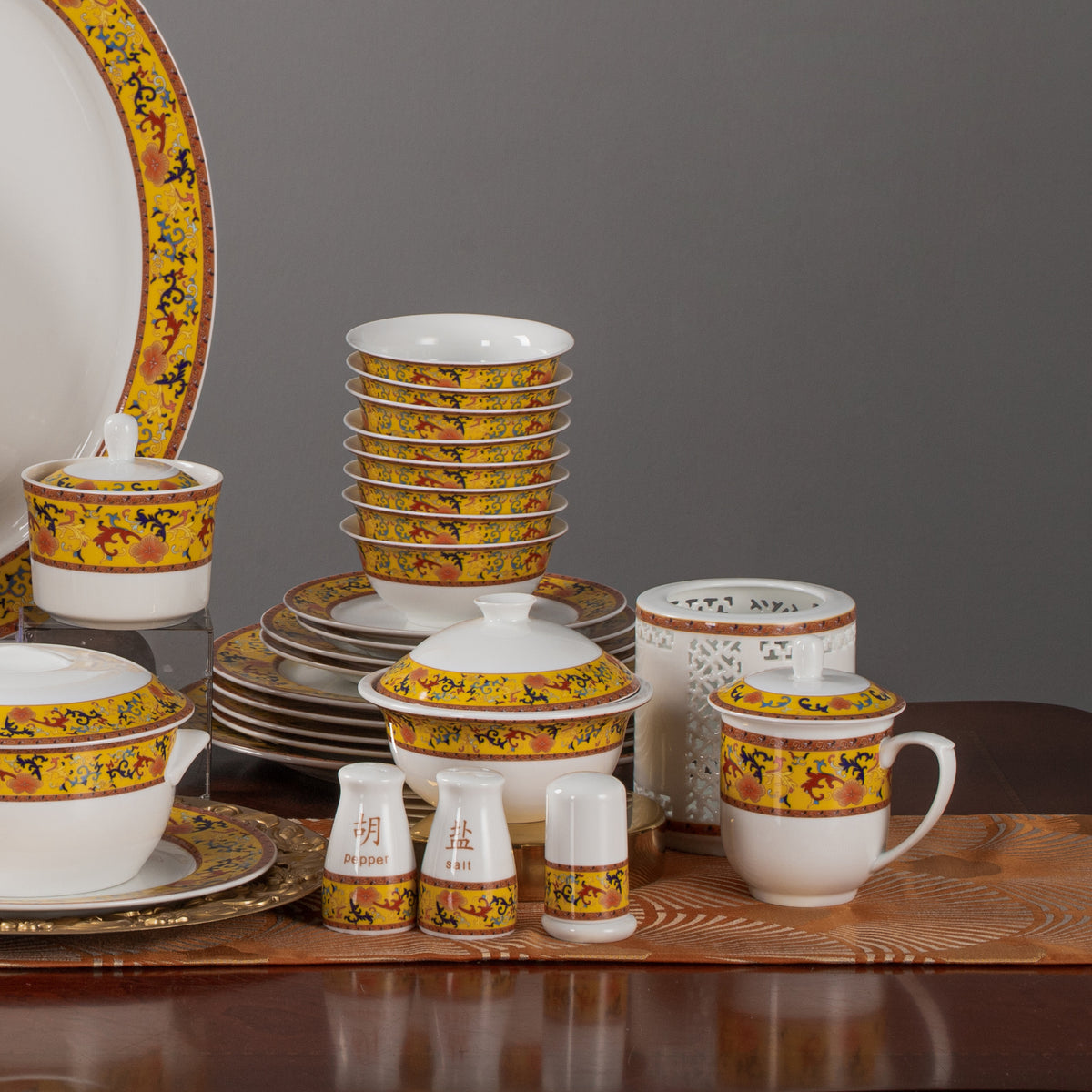 Wishes in Bloom · Yellow Floral Tableware — detail view 2