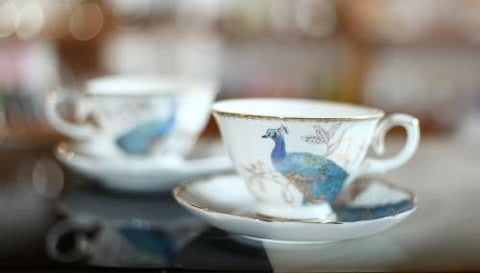 Comparison of bone china and porcelain