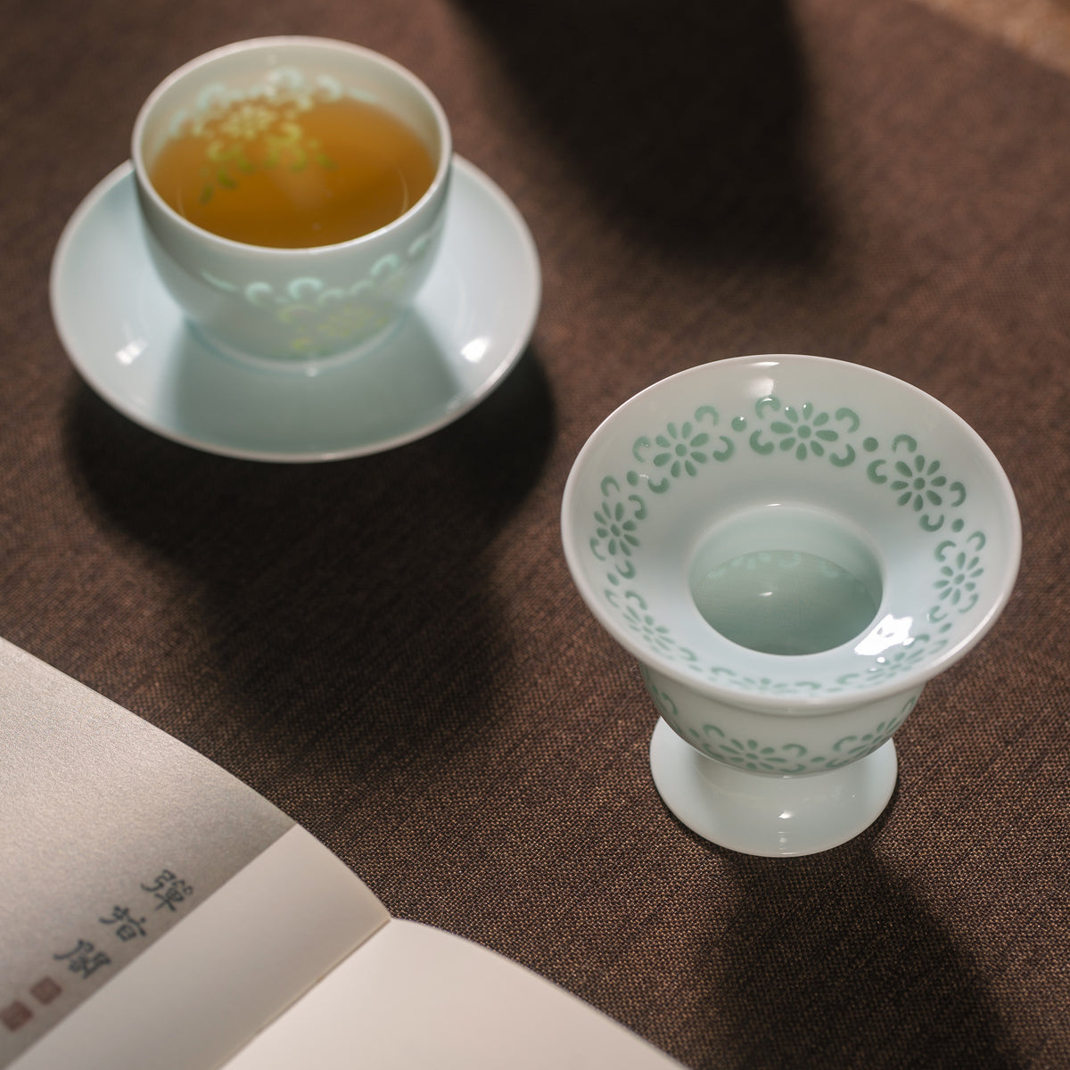 Celadon Lace · Handcrafted 21-Piece Tea Set — detail view 3